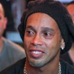 Ronaldinho: abuso de alcohol y fiestas tras la muerte de su madre